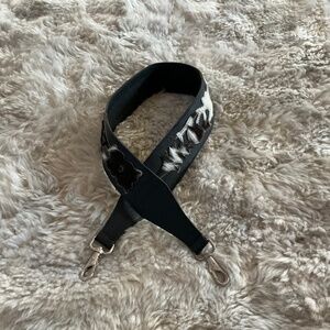 Custom leather and cowhide guitar strap